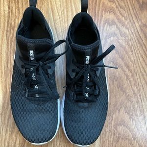 Nike shoes size 7 woman’s